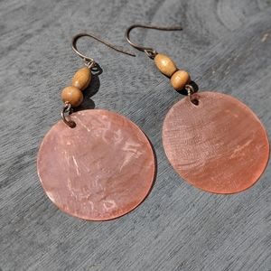 Peach Shell Earrings 🍑